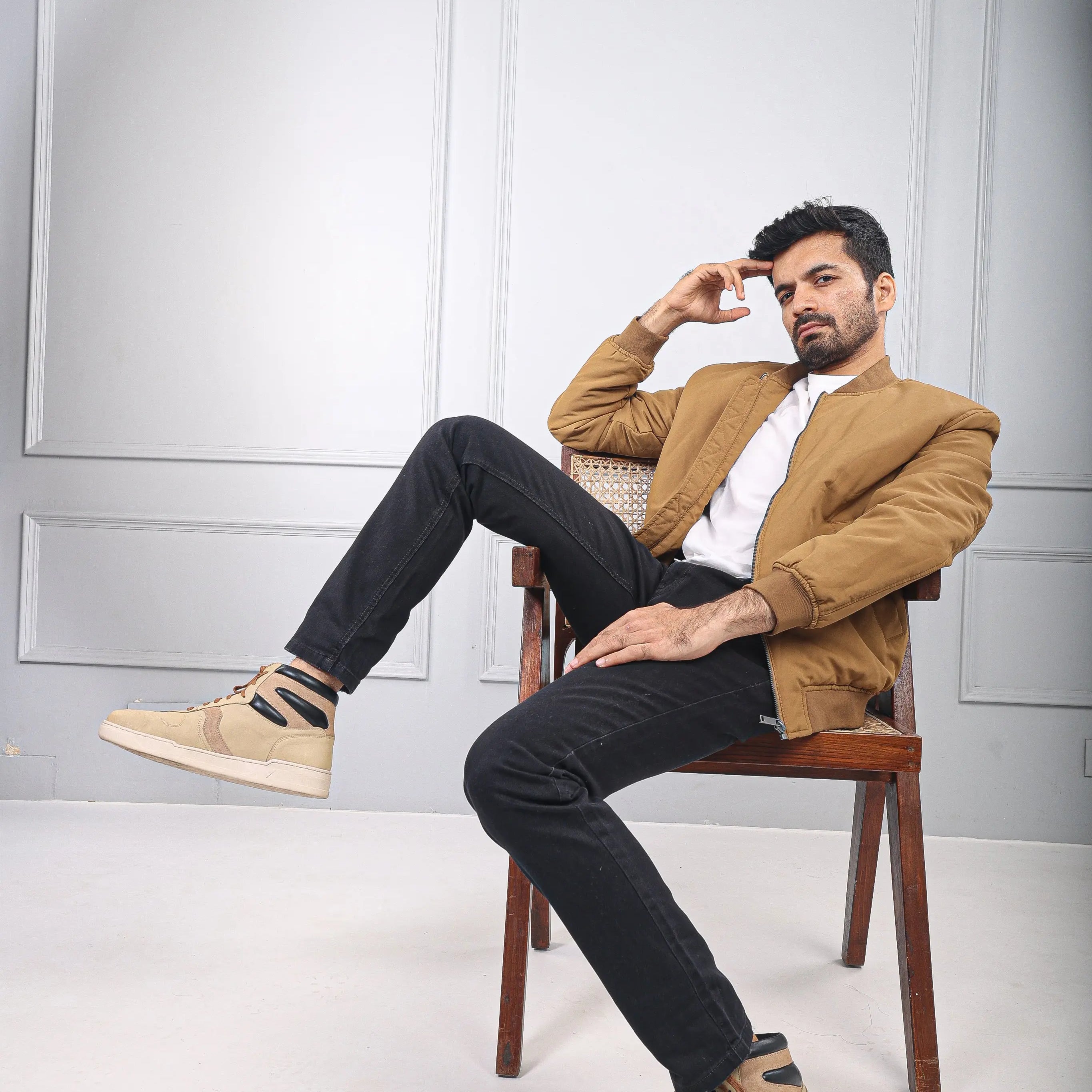 Basket EL-04 Men Beige Sneakers Ergonstyle